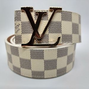 Designer belt size 32 /36 waist never used